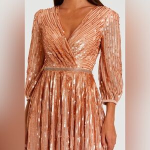 MAC DUGGAL Sequined Wrap Over 3/4 Sleeve Gown size 10 Style # 5509